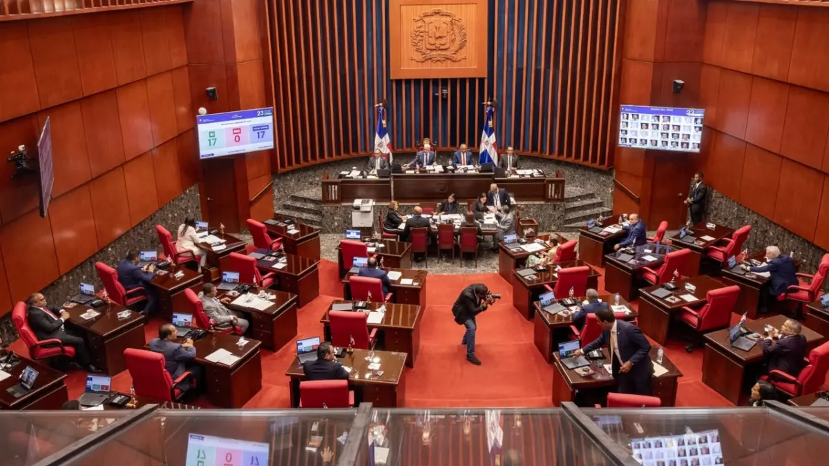 Senado aprueba ley que regula los juegos de azar