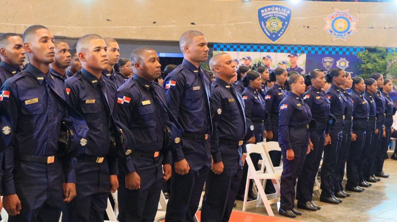 Reforma policial suma 12,272 graduados y alcanzará 14,668 este año