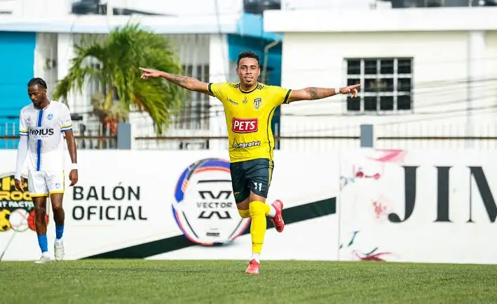 Atlántico FC mejora su juego, pero cae ante Moca en la LDF