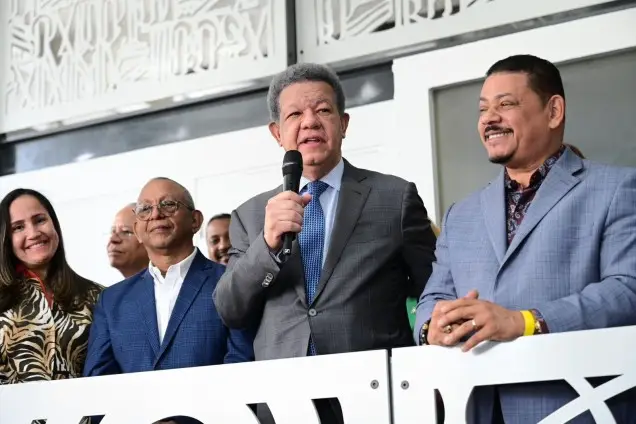 Leonel juramenta nuevos miembros FP en Pensilvania