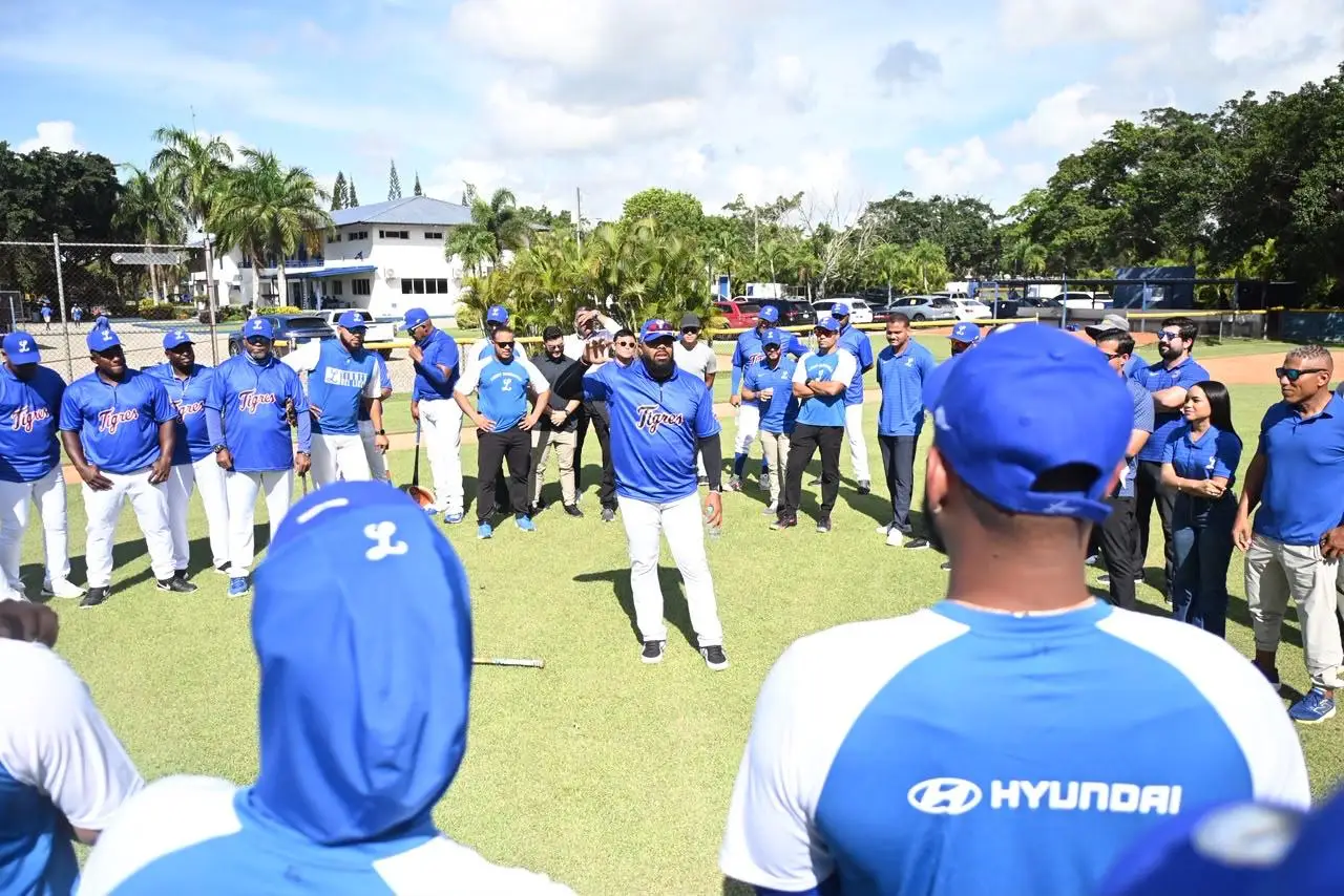 Hernández, Cordero y Valdez encabezan entrenamientos Licey