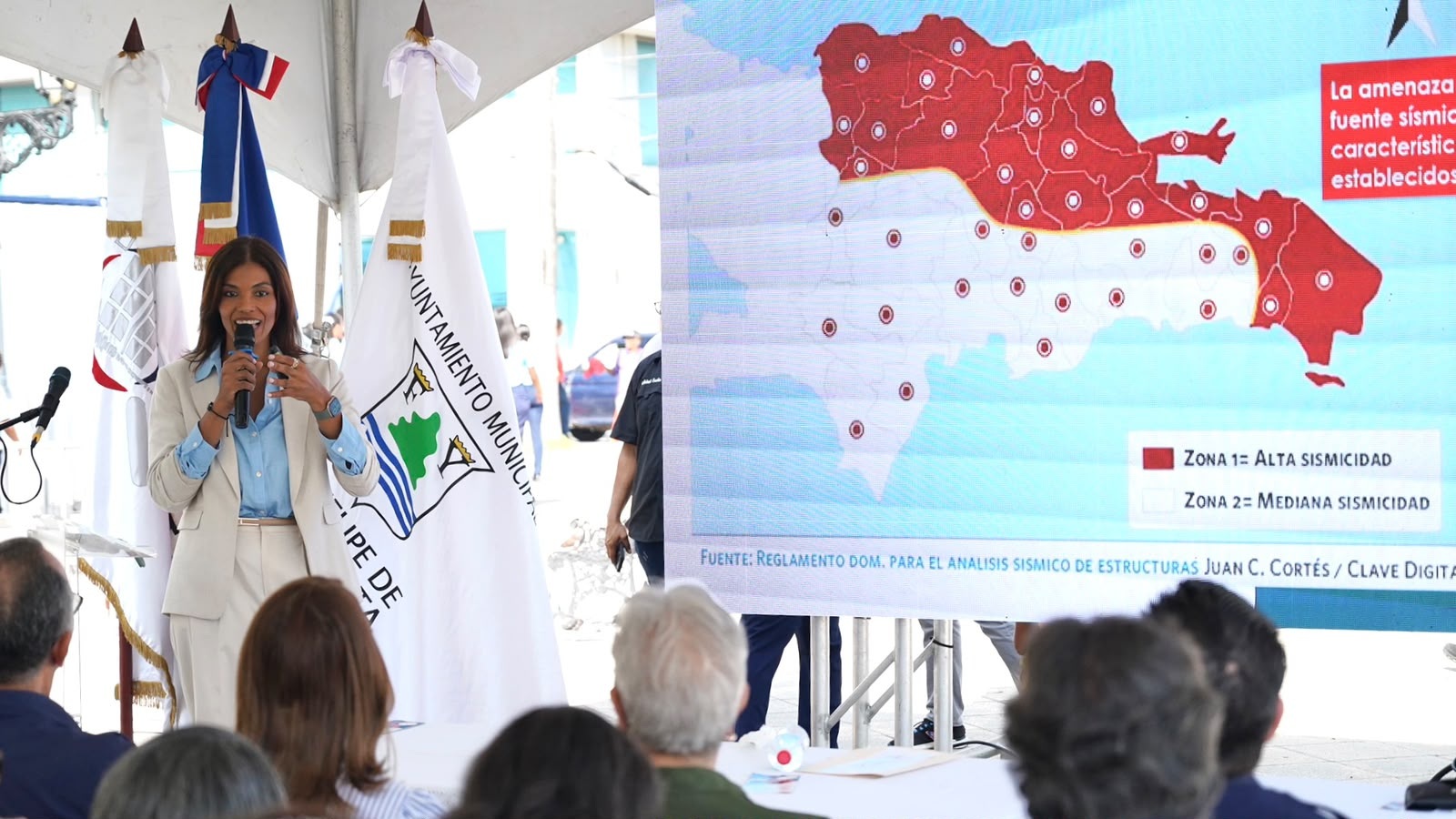 Onesvie prueba sistema de alerta sísmica P-900 en Puerto Plata