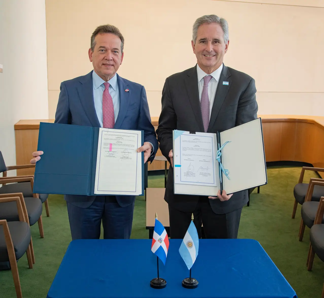 RD y Argentina amplían conectividad aérea