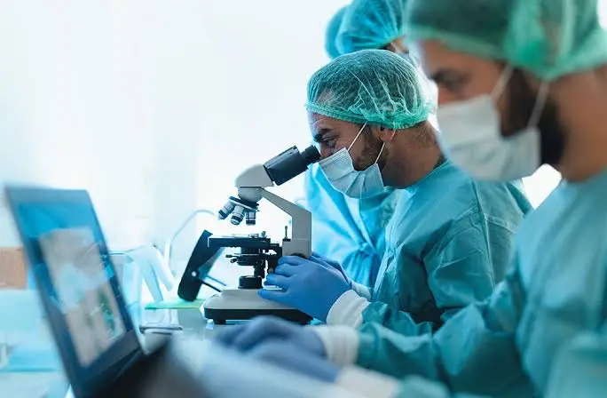 Alerta por falsificación de reportes de patología