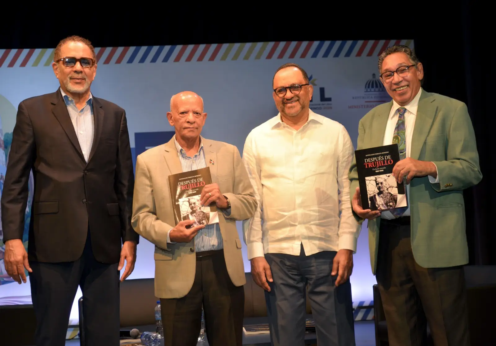 Libro de Antoliano Peralta entre los más vendidos FILSD26