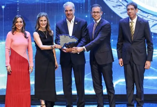 Grupo SID es reconocido como Gran Exportador Dominicano